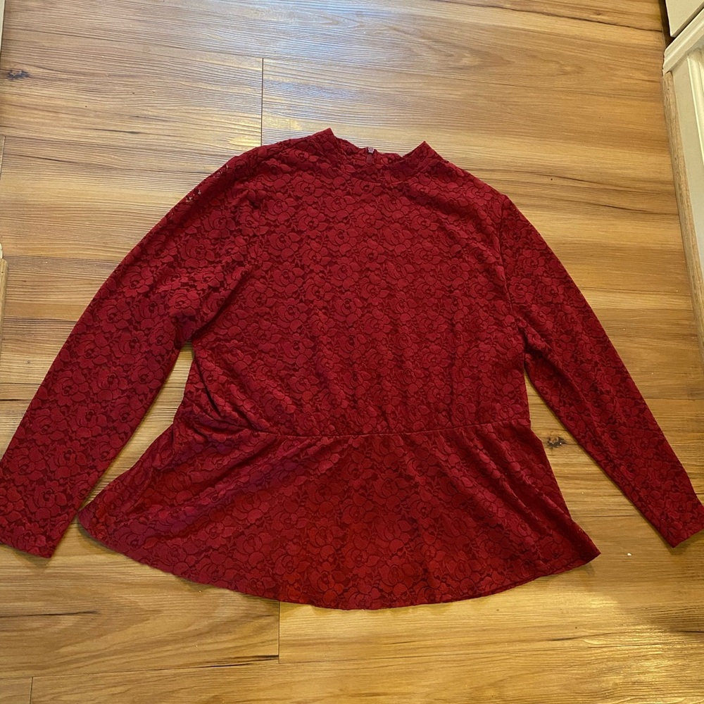 Women Burgundy lace peplum Lane Bryant Blouse!!!